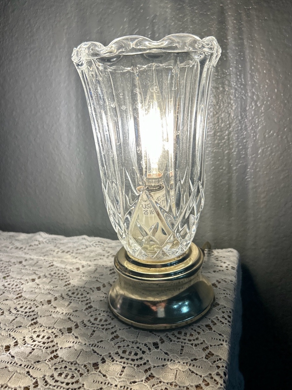 Roxmor Lamp